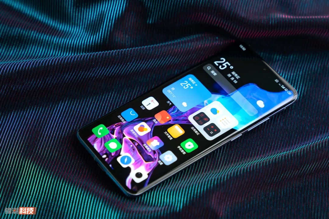 除了iPhone12，这些手机也开始疯狂降价